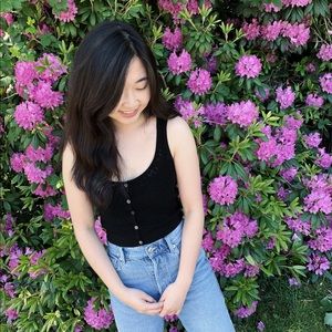 Meet your Posher, Andrea